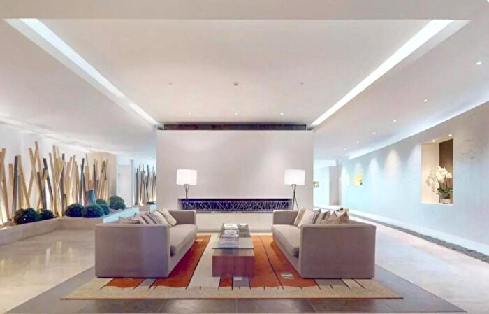 1 Bedroom Flat To Rent In Pavilion Apartments St. John's Wood Road, NW8