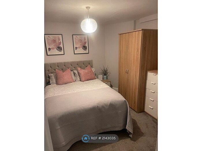 2 Bedroom Flat To Rent In Abbey Road, Cambridge, CB5