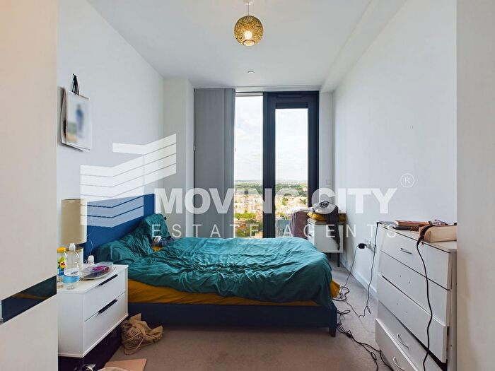 2 Bedroom Flat For Sale In Great Eastern Road, Legacy Tower, E15