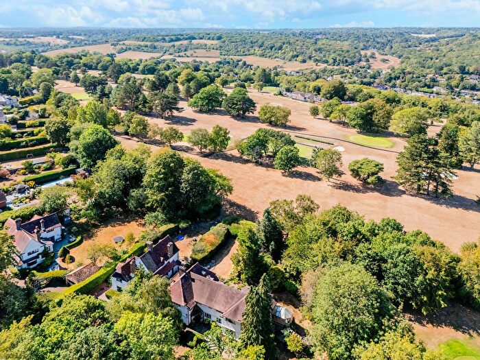 7 Bedroom Detached House For Sale In How Lane, Chipstead, CR5