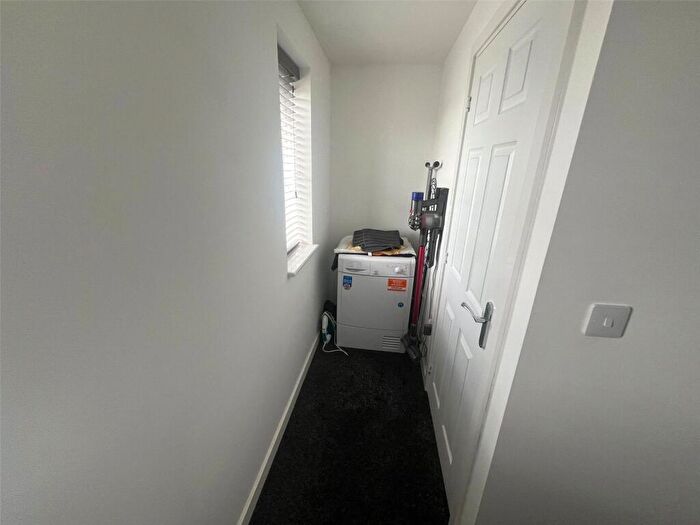 3 Bedroom End Of Terrace House For Sale In Friars Close, Northallerton, North Yorkshire, England, DL6