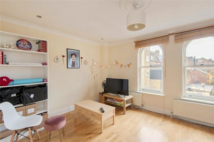 1 Bedroom Flat To Rent In St. Saviour's Road, London, SW2