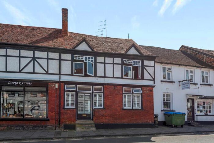 2 Bedroom Apartment To Rent In A Queen Street, Henley-On-Thames, Oxfordshire, RG9