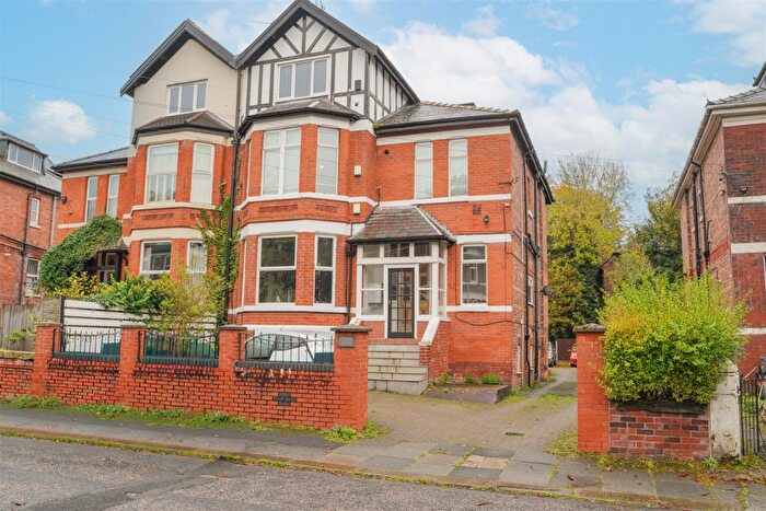 2 Bedroom Apartment For Sale In Hastings Avenue, Chorlton, M21