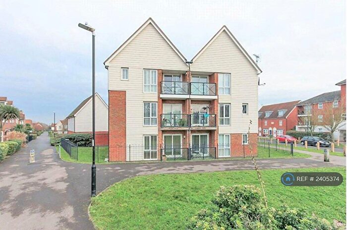 2 Bedroom Flat To Rent In Crocus Drive, Sittingbourne, ME10