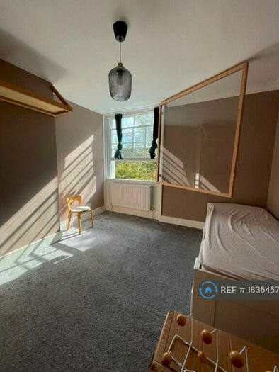 1 Bedroom Flat To Rent In Queens Road, London, SE15