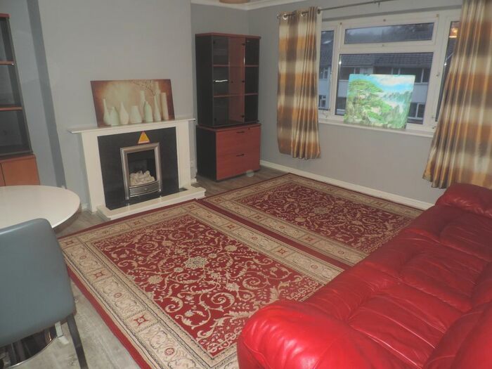 2 Bedroom Flat To Rent In Woolaston Avenue, Cardiff, CF23