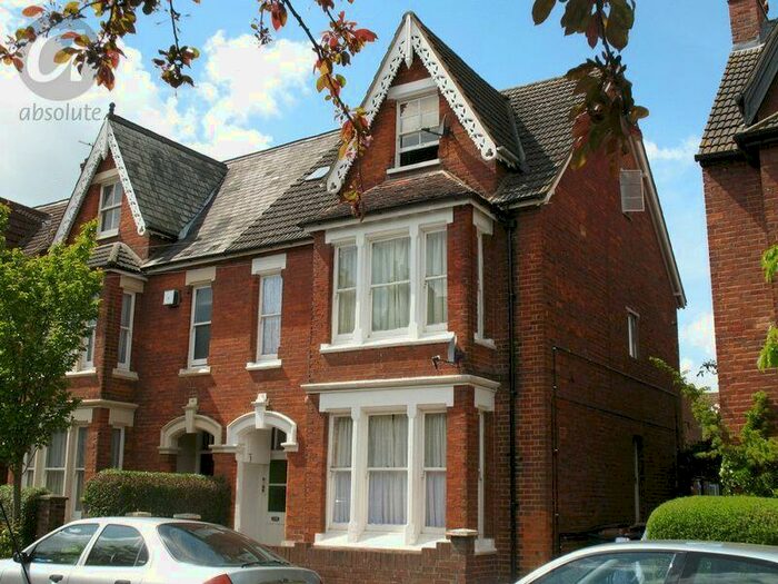 1 Bedroom Flat To Rent In Cornwall Road, Bedford, MK40