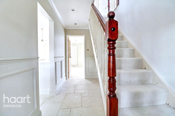 4 Bedroom Detached House For Sale In Cantors Way, Malmesbury, SN16