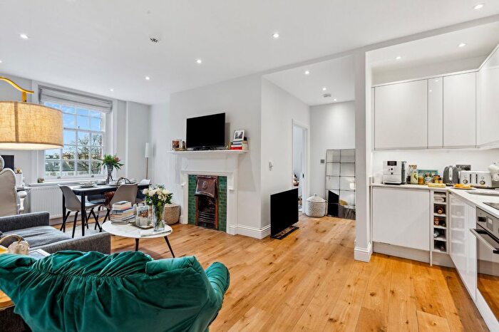 2 Bedroom Flat To Rent In Hornton Court, Hornton Street, W8