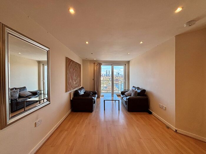 2 Bedroom Terraced House For Sale In Sovereign Point, The Quays, M50