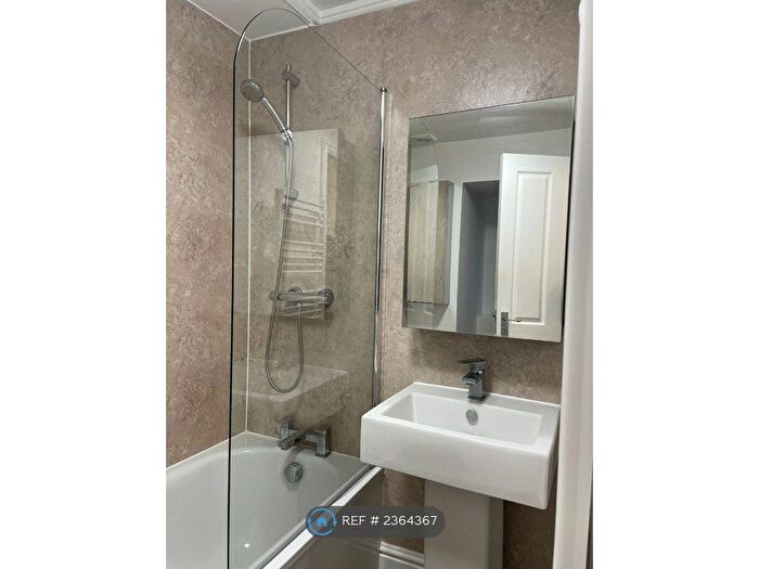 1 Bedroom Flat To Rent In Witney, Witney, OX28