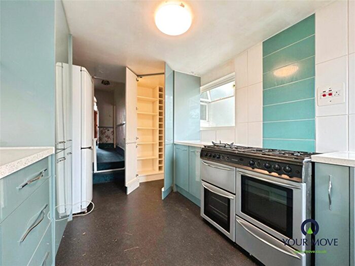 3 Bedroom Terraced House For Sale In Southwood Road, Ramsgate, Kent, CT11
