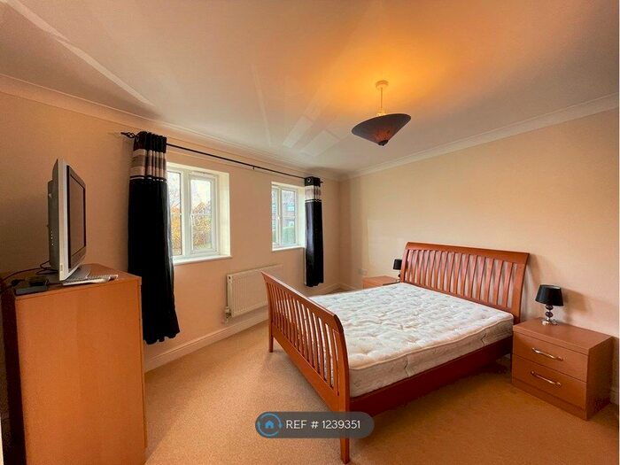 2 Bedroom End Of Terrace House To Rent In Mere Road, Weston, Crewe CW2