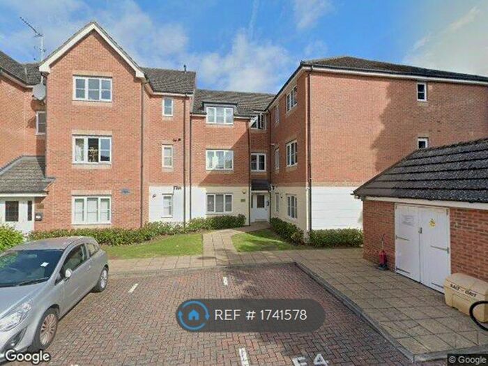 2 Bedroom Flat To Rent In Fitzwilliam Court, Borehamwood, WD6