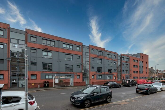 2 Bedroom Apartment To Rent In Clarkston Road, Flat /, Glasgow, Scotland, G44