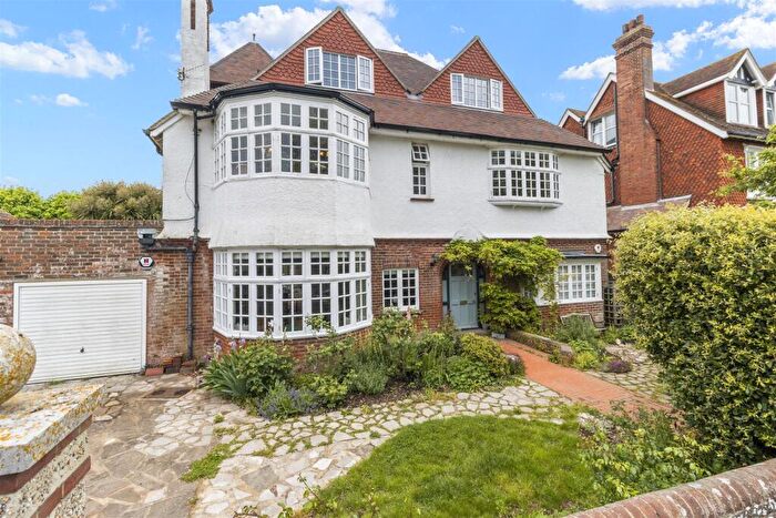 4 Bedroom Apartment For Sale In Saffrons Road, Eastbourne, BN21