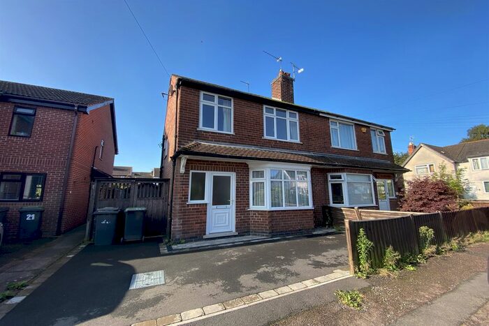 3 Bedroom Semi-Detached House To Rent In Thyra Grove, Beeston, Nottingham, NG9