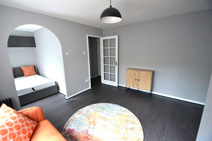 Studio To Rent In Myers Lane, London, SE14