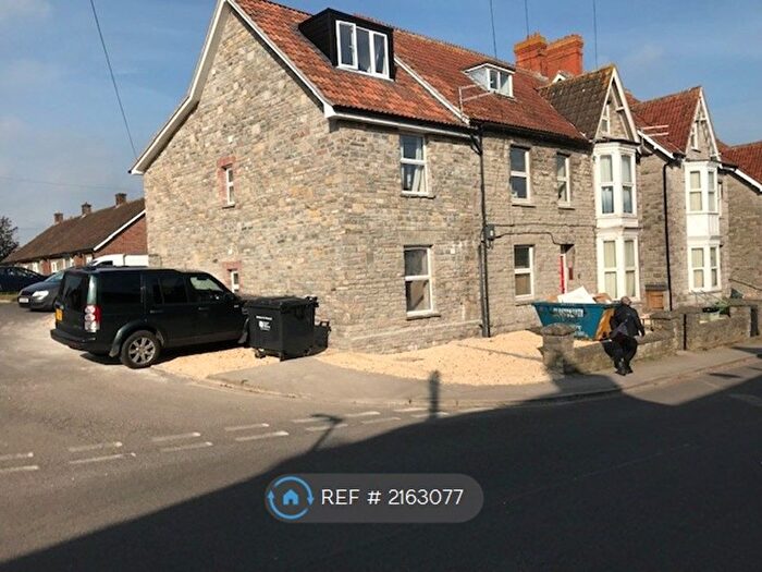 1 Bedroom Flat To Rent In Vestry Road, Street, BA16