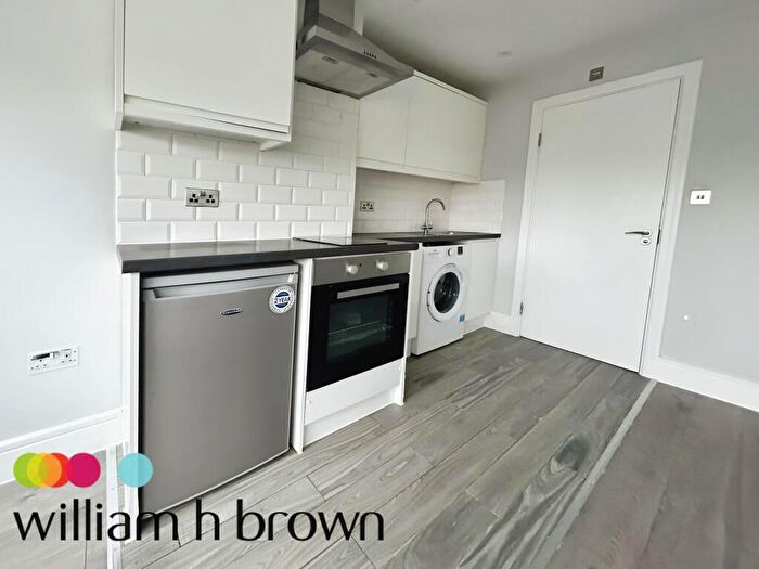 1 Bedroom Apartment To Rent In Whitehall Road, Colchester, CO2