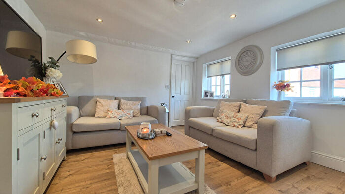 1 Bedroom Apartment For Sale In The Bull, Bull Street, Southam, CV47