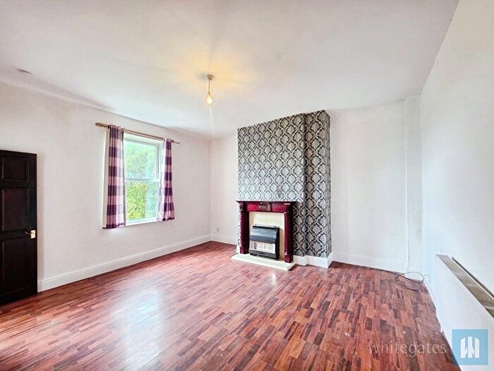 2 Bedroom End Of Terrace House To Rent In Middle Road, Earlsheaton, Dewsbury, West Yorkshire, WF12