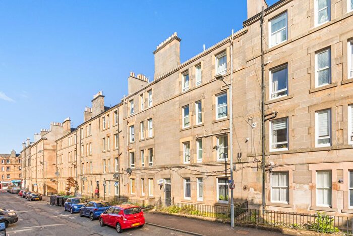 1 Bedroom Flat For Sale In Flat, Wardlaw Place, Edinburgh, EH11
