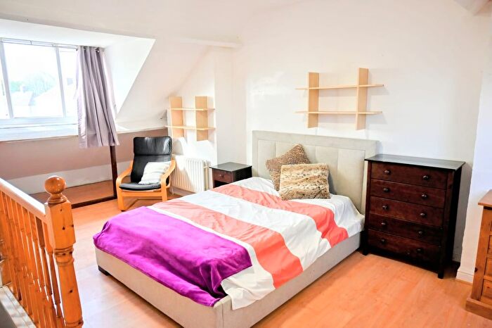 3 Bedroom Terraced House To Rent In Evelyn Road, Sheffield, S10