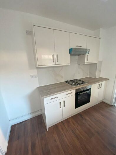 4 Bedroom Semi Detached House To Rent In Bloy Street, Bristol, BS5