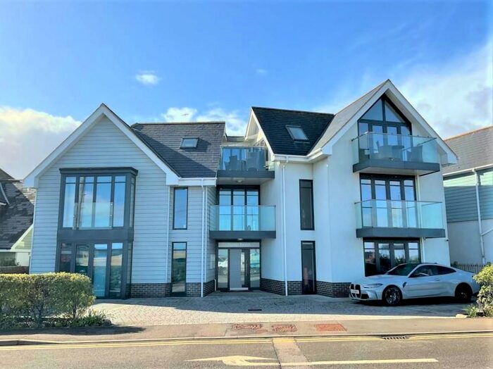 2 Bedroom Flat To Rent In Herne Bay Road, Whitstable, CT5