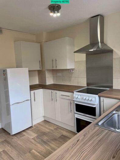 2 Bedroom Terraced House To Rent In Northwold Avenue, West Bridgford, Nottingham, NG2