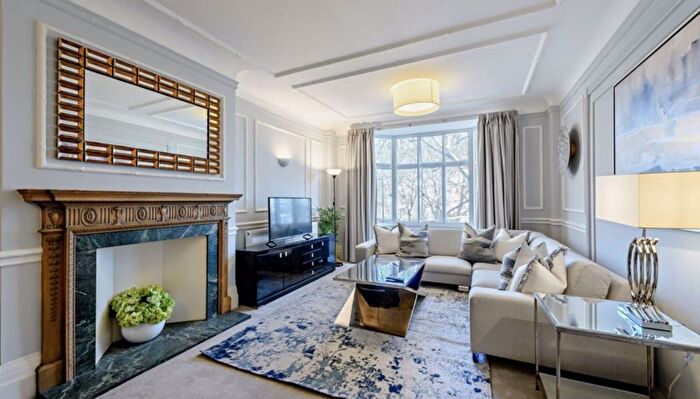 6 Bedroom Flat To Rent In Strathmore Court, Park Road, NW8