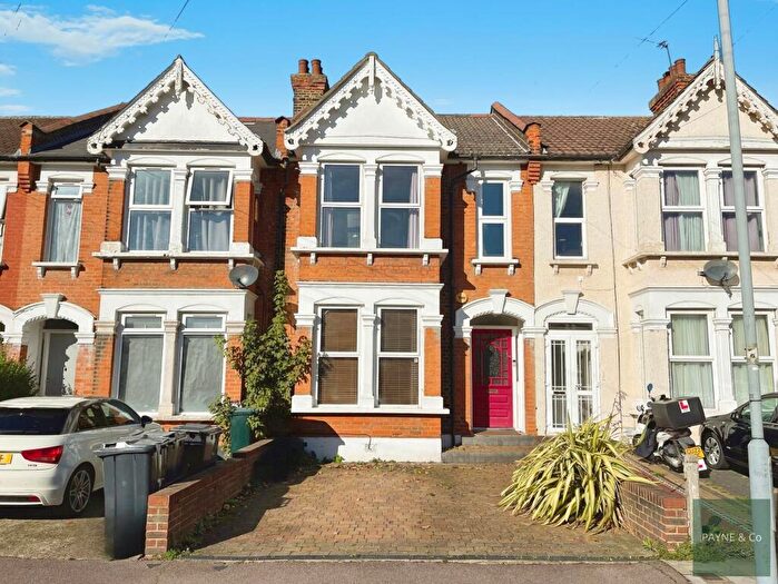 4 Bedroom Terraced House For Sale In Quebec Road, Ilford, IG1