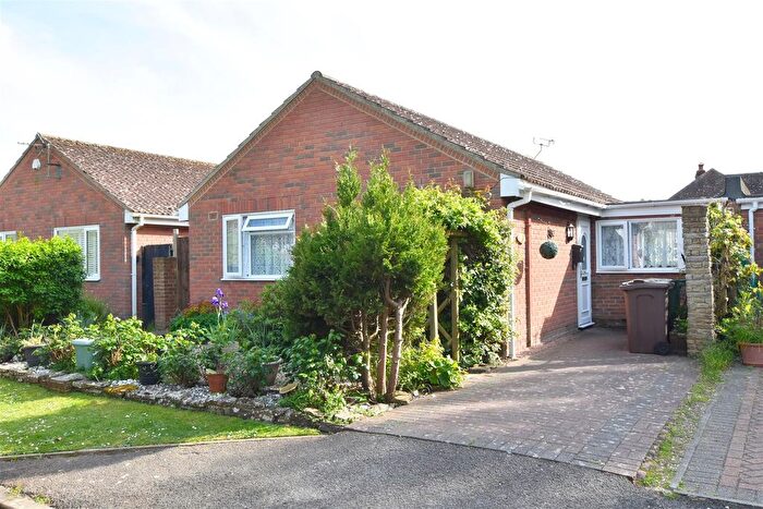 2 Bedroom Bungalow For Sale In Scotts Acre, Camber, Rye, TN31