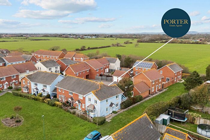 3 Bedroom End Of Terrace House For Sale In Greenway Walk, Bracklesham Bay, PO20