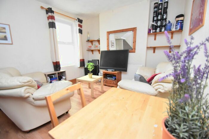 4 Bedroom Property To Rent In Rhymney Street, Cathays, Cardiff, CF24