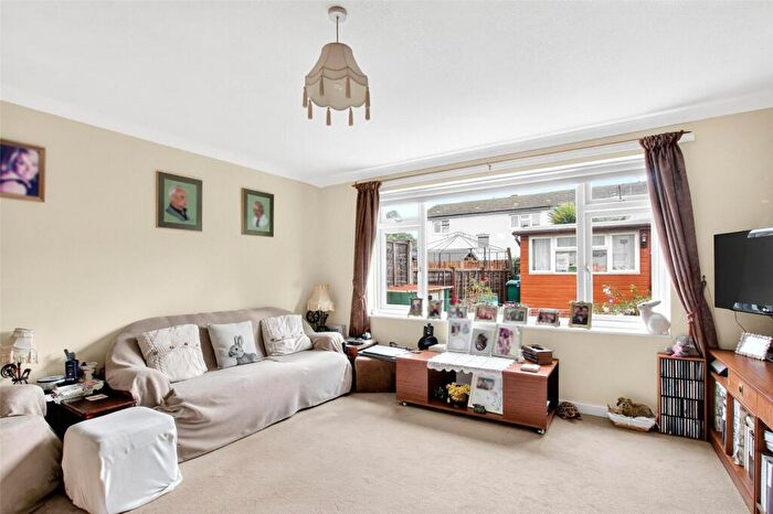 3 Bedroom Terraced House For Sale In Abbotsbury, Bracknell, RG12