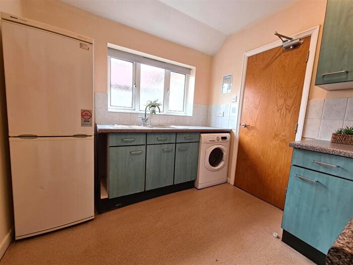 1 Bedroom Flat To Rent In B Milton Road, Cambridge, CB4