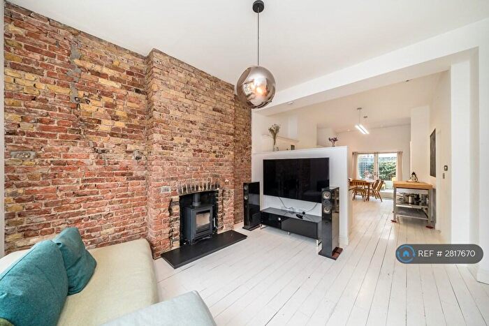 2 Bedroom Terraced House To Rent In Crofton Road, London, SE5