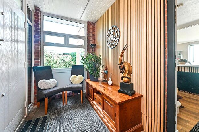 4 Bedroom Detached House For Sale In London Road, Rake, Liss, GU33