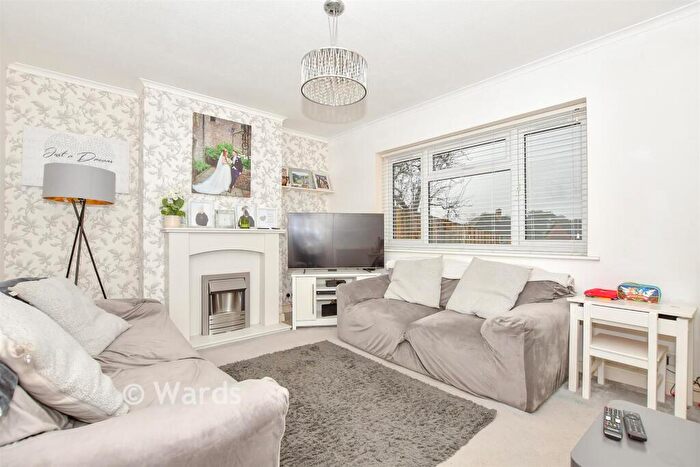 2 Bedroom Semi-Detached Bungalow For Sale In Priory Grove, Ditton, Aylesford, Kent, ME20