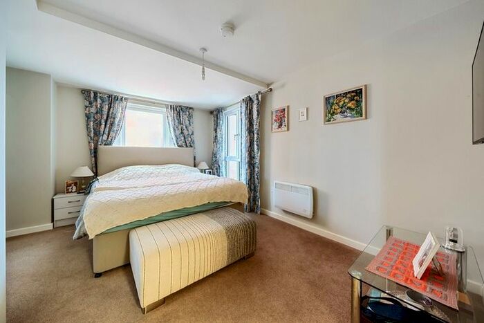 1 Bedroom Flat For Sale In Movia Apartments, Uxbridge, Greater London, UB8