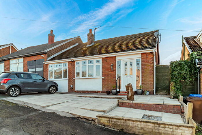 3 Bedroom Semi-Detached Bungalow For Sale In Grosvenor Road, Hyde, SK14