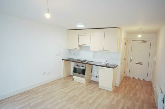 Studio To Rent In Alencon Link, Basingstoke, Hampshire, RG21