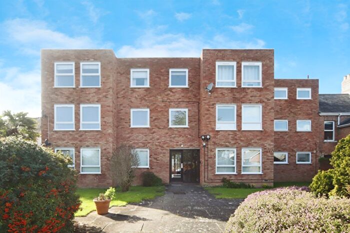3 Bedroom Flat For Sale In Wilton Street, Taunton, TA1
