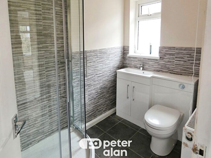 2 Bedroom Detached Bungalow For Sale In Brynffynon Close, Aberdare, CF44
