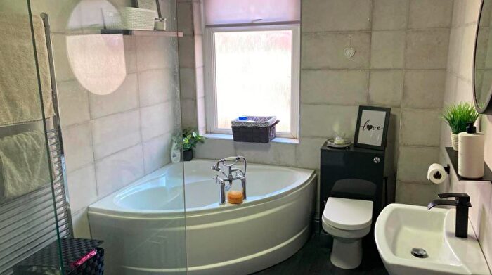 3 Bedroom Flat To Rent In Newsham Road, Lancaster, LA1