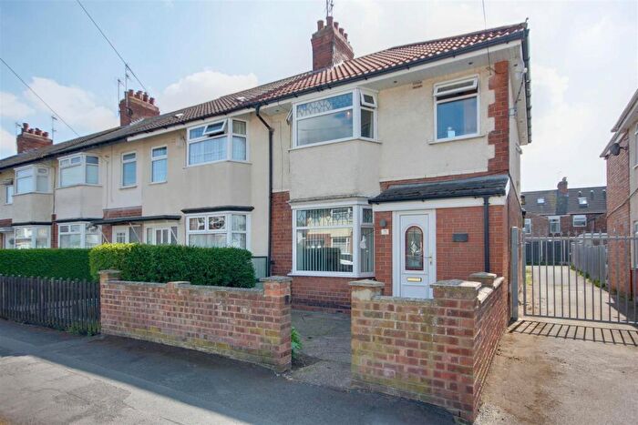 3 Bedroom End Of Terrace House For Sale In Colville Avenue, Anlaby Common, HU4
