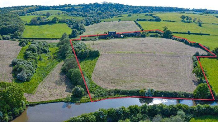 4 Bedroom Smallholding For Sale In Atherstone Road, Nuneaton, CV10